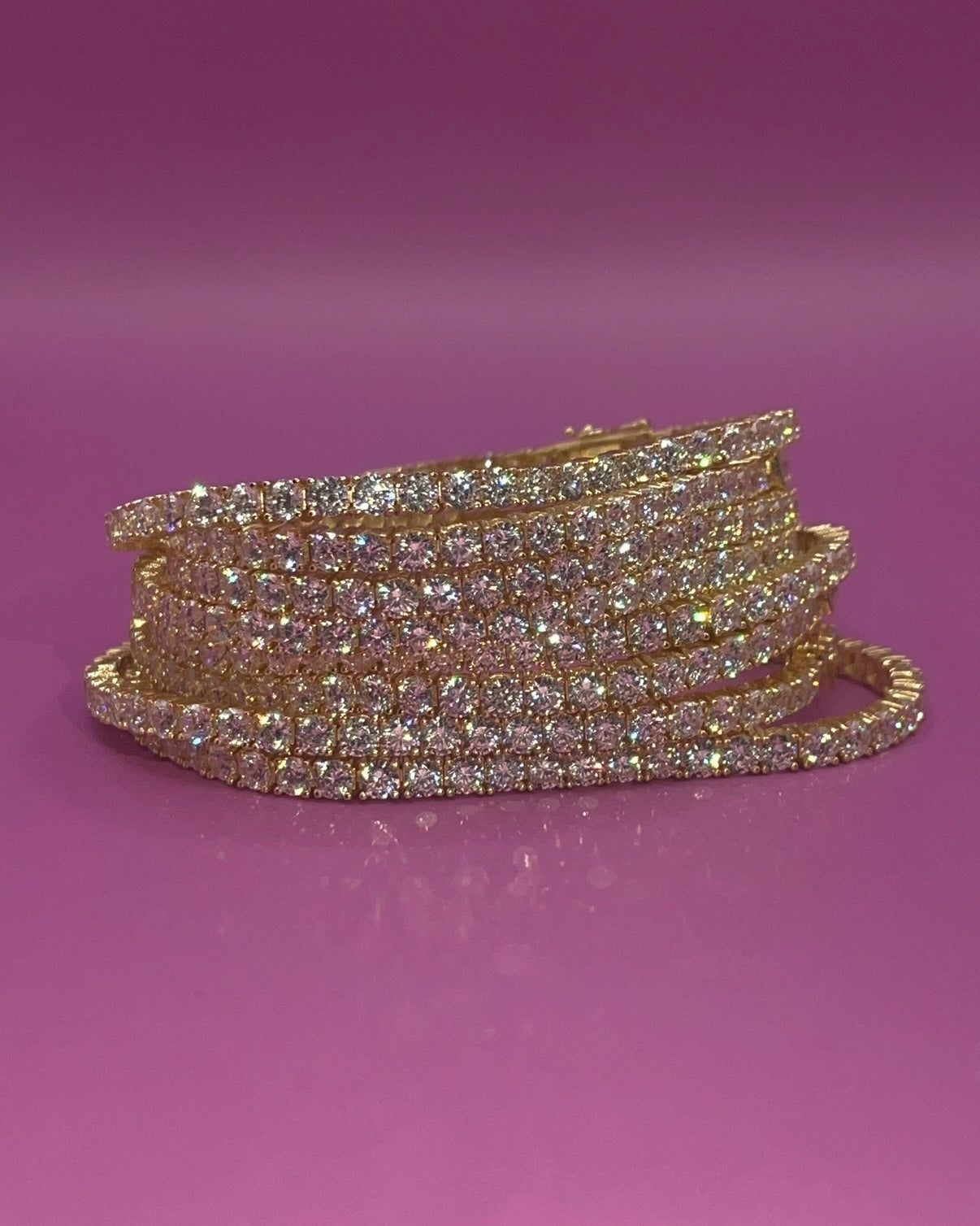 Classic Tennis Bracelet in 18k Yellow Gold