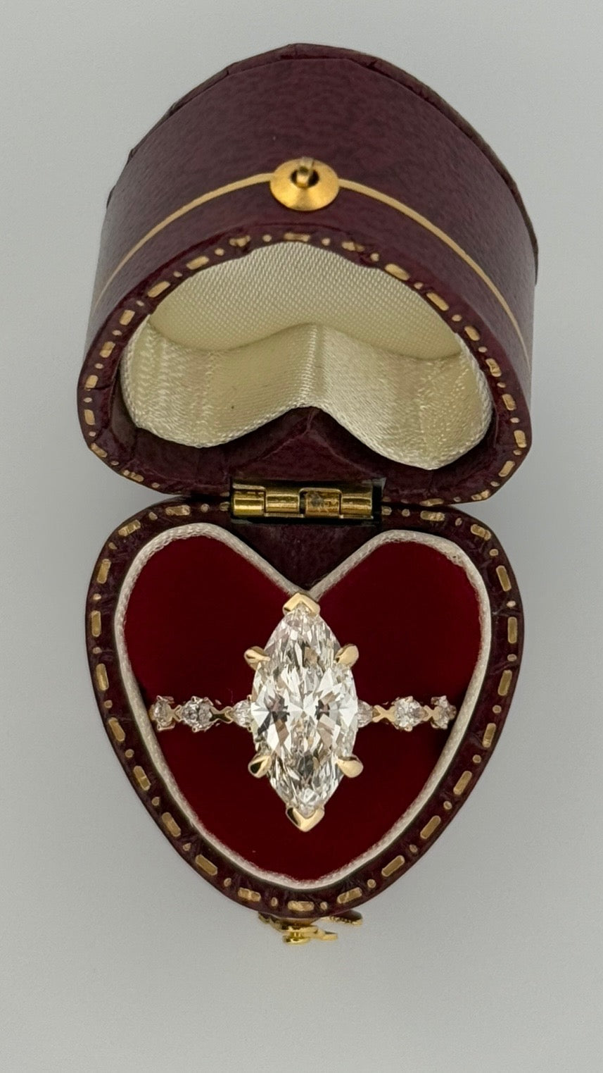 Marquise-Cut Diamond Ring with Marquise Shoulders in 18k Gold